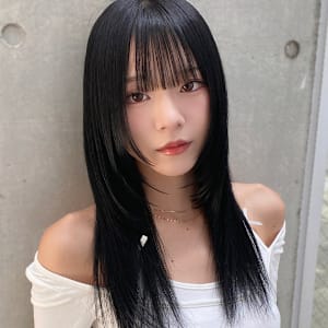 黒髪　ストレートヘア　縮毛矯正　ストレートパーマ