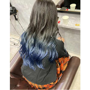 グラデーションカラーブルー - GLADGE池袋/ダブルカラー/ブリーチ【グラッジイケブクロダブルカラーブリーチ】掲載中