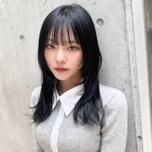 黒髪　ストレートヘア　縮毛矯正　ストレートパーマ