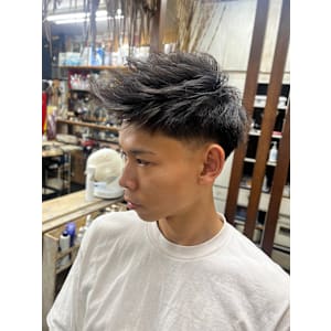 フェザーショートスタイル