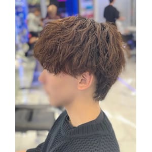 ブルーブラック/センターパート/フェザーパーマ/渋谷/眉毛