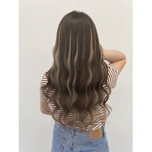 ブルベさん必見！アッシュ×ハイライト！