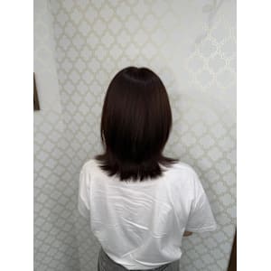 コーラルピンク