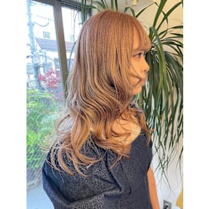 赤残留からミルクティーベージュへ♪