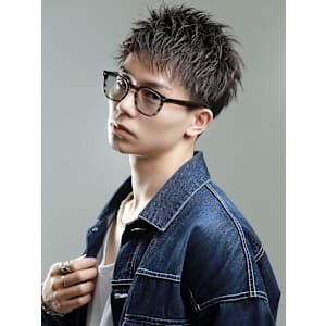 短髪スパイキーショート