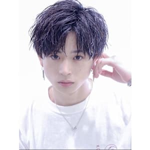 黒髪コンマバングがカッコいいショート