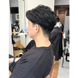 【30代40代メンズ・センターパート・ツーブロックショート】 - egerie【エジェリ】掲載中