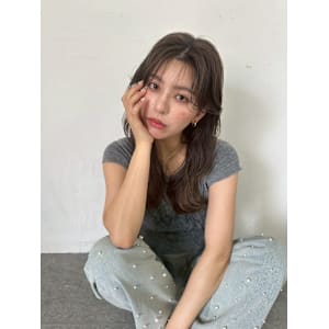 _WHITE 天神店×スタイル