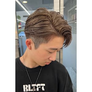 【大久保】ミルクティー×センターパート