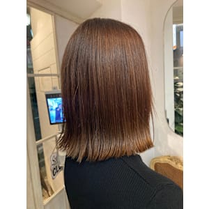 切りっぱなしボブディ外ハネタイトボブ大人女子クールストレート - CHAINON【シェノン】掲載中