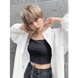 ダブルカラー♪ブロンドマッシュボブ