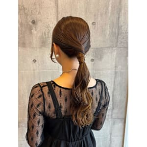 お呼ばれヘアセット 《ARCH Mayu 》