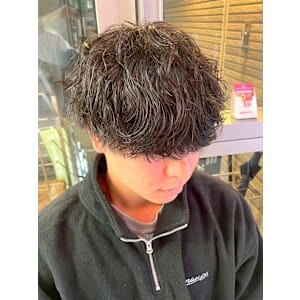 Men's salon ONE's NAGOYA 名古屋栄店