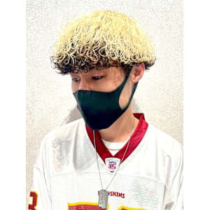 Men's salon ONE's NAGOYA 名古屋栄店