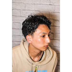 暑さを乗り切る整髪料が少なくて済むパーマスタイルがおすす