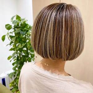 【安藤貴志】オリーブアッシュxハイライトカラーxミニボブ＊