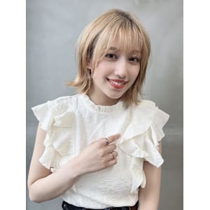 ハイトーンボブ♪外ハネくびれアレンジ