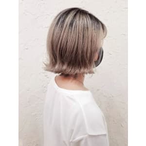 【Flor】*外ハネボブ+バレイヤージュ×ミルクティ*