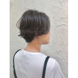 【Flor】*エッジショート+外ハネ+シルキィベージュ