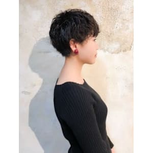 【Flor】*くせ毛活かし+外国人風ショート*