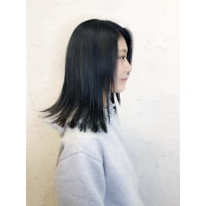 【Flor】*ハネっぱなし×ネイビーカラー*