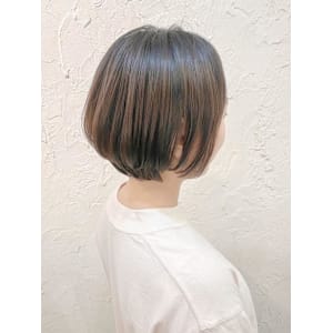 【Flor】*前下がりショートボブ×バルーン*