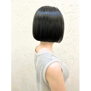 【Flor】*クラシカルミニボブ+フォギーアッシュ*