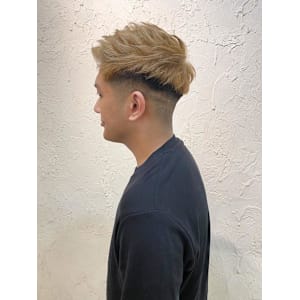 【Flor_　】*モヒカンフェード+ピュアブロンド*