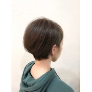 【Flor】*耳かけショートボブ+フォギーアッシュ*