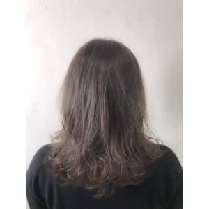 【Flor】*ソフトグレージュ+エアリーミディ*