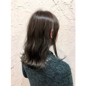 【Flor】*外ハネロブ+カーキグレージュ＊