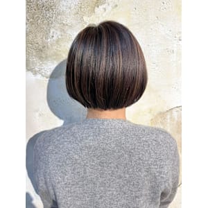 【Flor】*ミニボブ+３Dハイライトカーキベージュ*