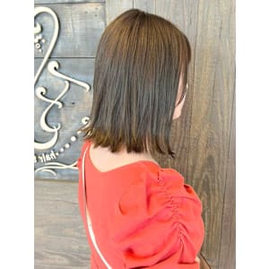 【Flor】*外ハネボブ+オリーブベージュ*