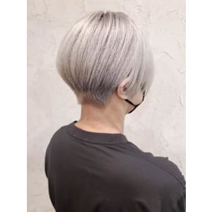 【Flor】*大人ショート＋シルバーホワイト*