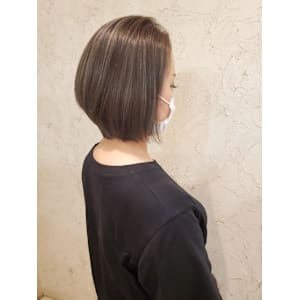 【Flor】*３Dハイライト+ヘーゼルベージュ*