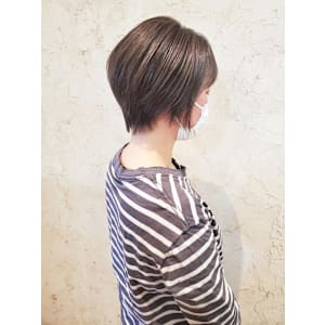 【Flor】*前下がりショート+スモーキーグレージュ*