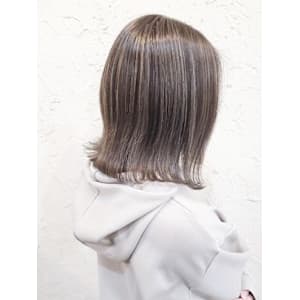 【Flor】＊ハイライト＋アッシュグレー＊