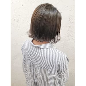 【Flor】*外ハネくびれボブ+グレージュ*