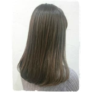 ≪ハイライト×おしゃれ女子おススメのスモーキーカラー≫