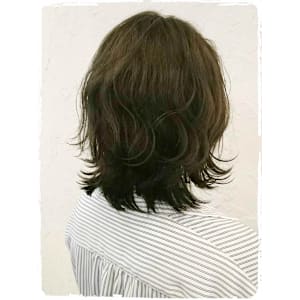 ≪春に!!おしゃれで可愛い×グレージュ波巻き外ハネスタイル≫