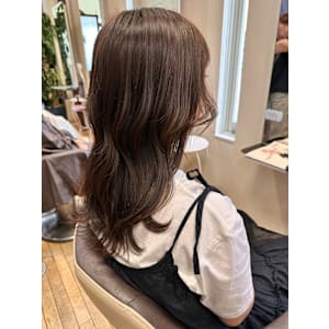 艶グレージュカラー