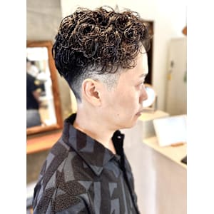 オールバックパーマ×フェード【立川/メンズ】 - L U X I S ［本店］【ラグシス ホンテン】掲載中