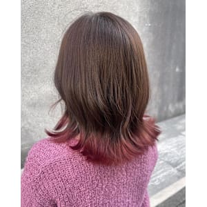毛先ブリーチ　ピンクすそカラー