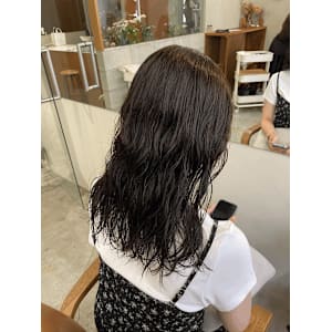 《花屋併設》オリーブカラー ×パーマ