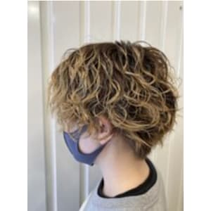 スパイラルパーマ|ハイトーン|ハイライト【花巻|北上】