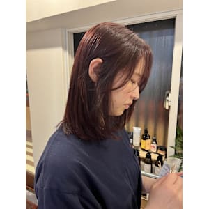 ダークチェリーレッド