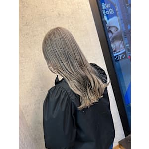 noa Hair Design 町田店×ロング