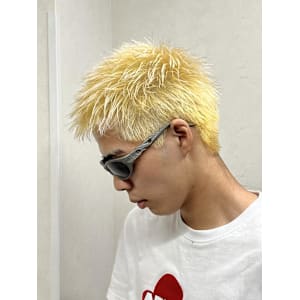 抜きっぱなしブロンド×スパイキーショート！ - Lia by KENJE【リアバイケンジ】掲載中