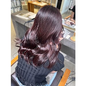 艶感ワインレッド