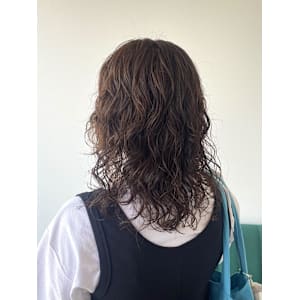 《kitin吉祥寺》オレンジベージュ レイヤーパーマ